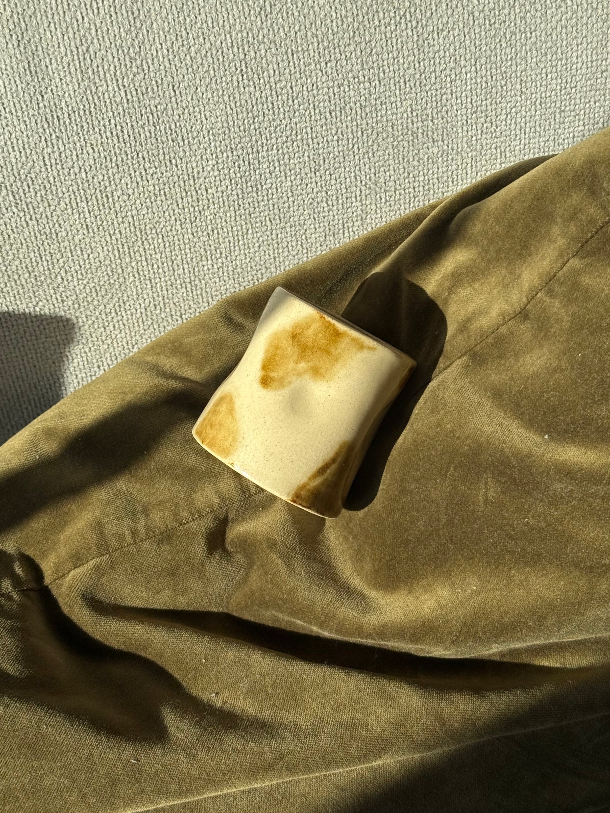 PRE-ORDER • cup to fit - with marks